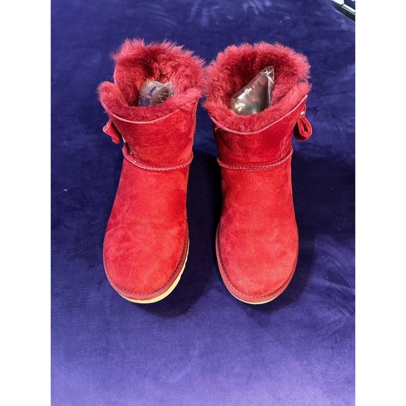 UGG Pink Bowed Short Boots - Picture 1 of 8